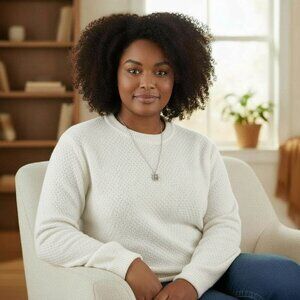 Vintage 1950s-1970s Reverse Carved Glass Lady Portrait Pendant